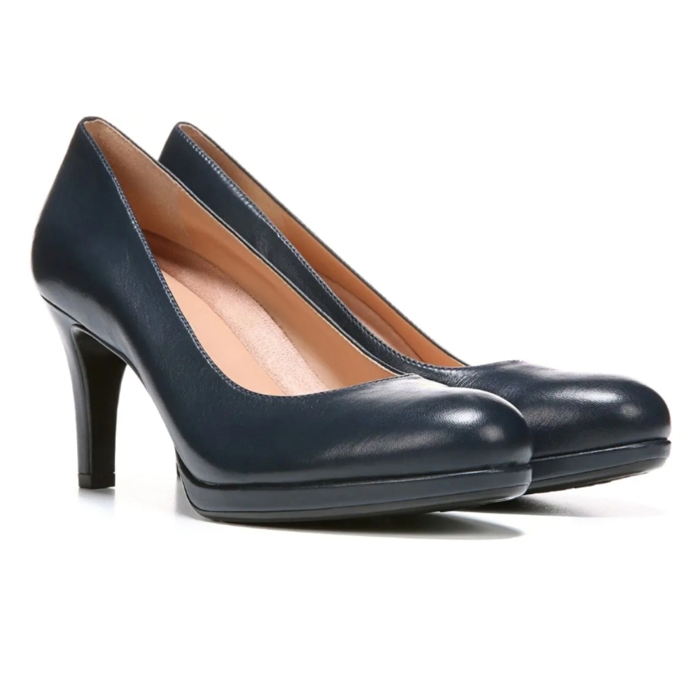Naturalizer Navy Blue Leather Mid-Heel Pumps